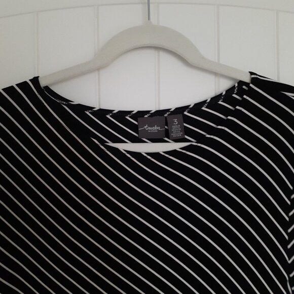 Chico's Travelers Diagonal Stripe Asymmetrical Hem Tunic Black Size 3/Size XL - Picture 4 of 9